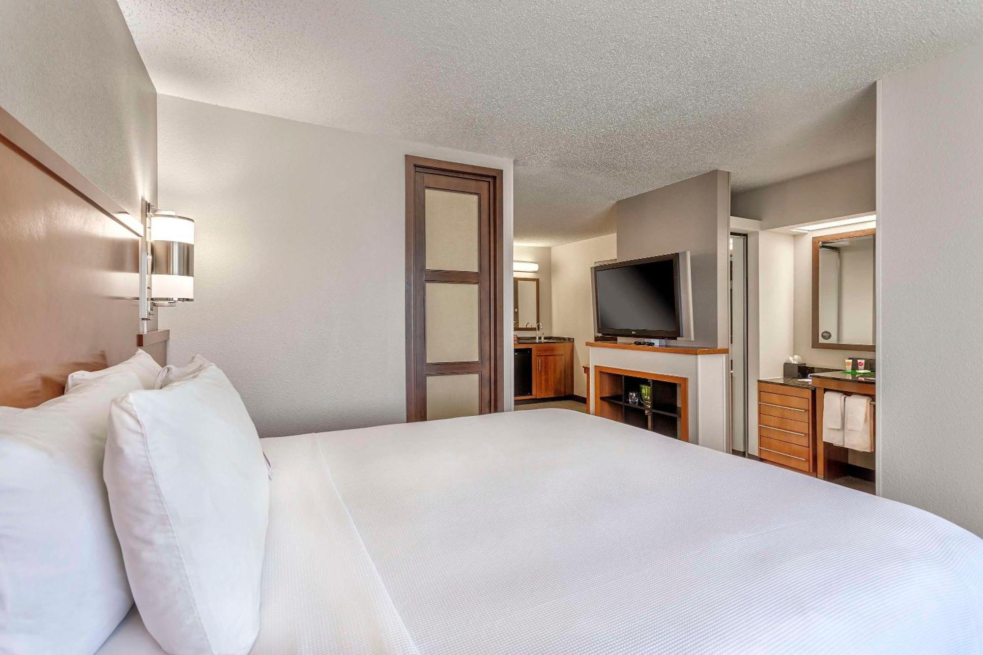 Hyatt Place Kansas City/Overland Park/Convention Center Bagian luar foto