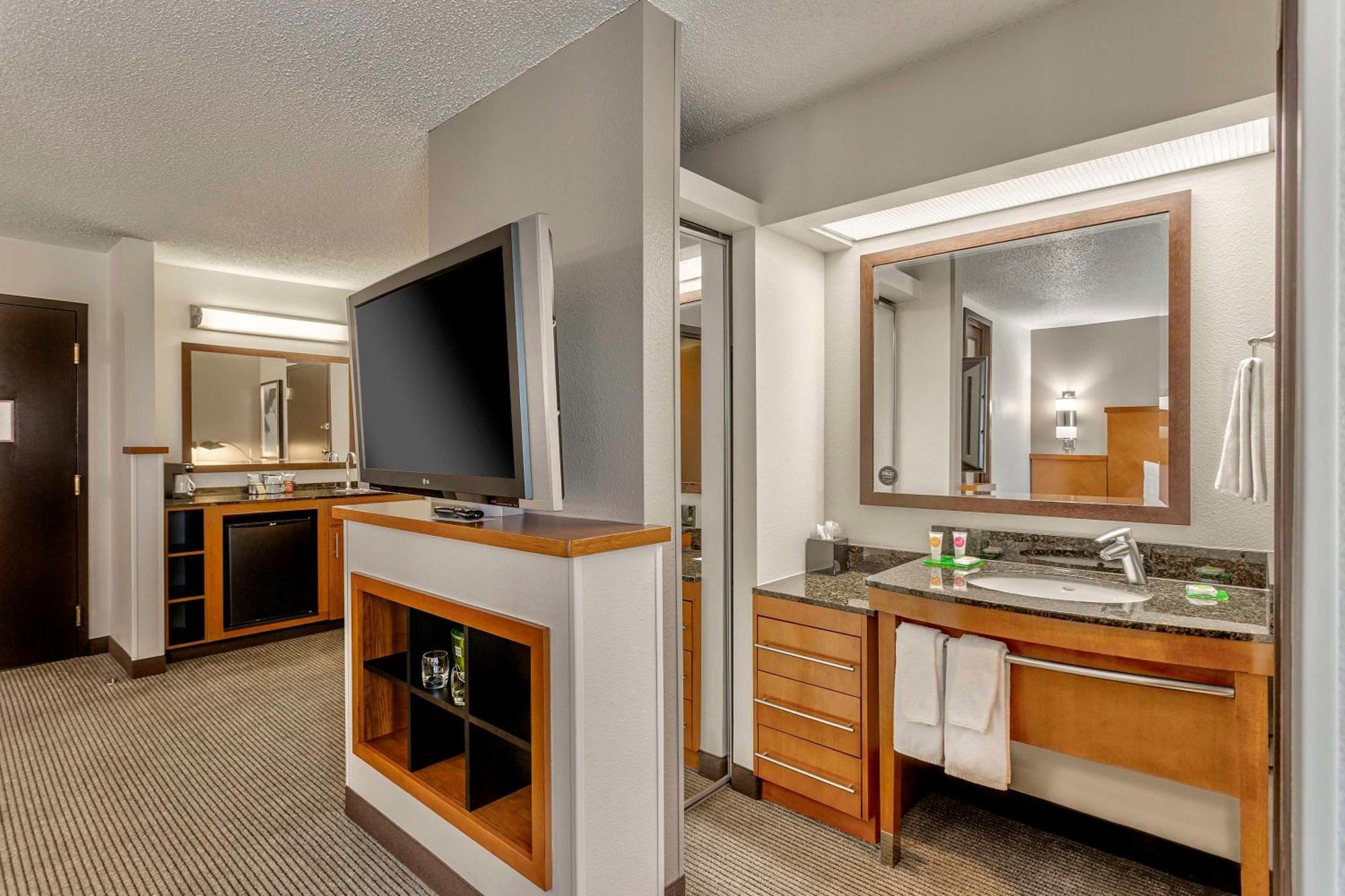 Hyatt Place Kansas City/Overland Park/Convention Center Bagian luar foto