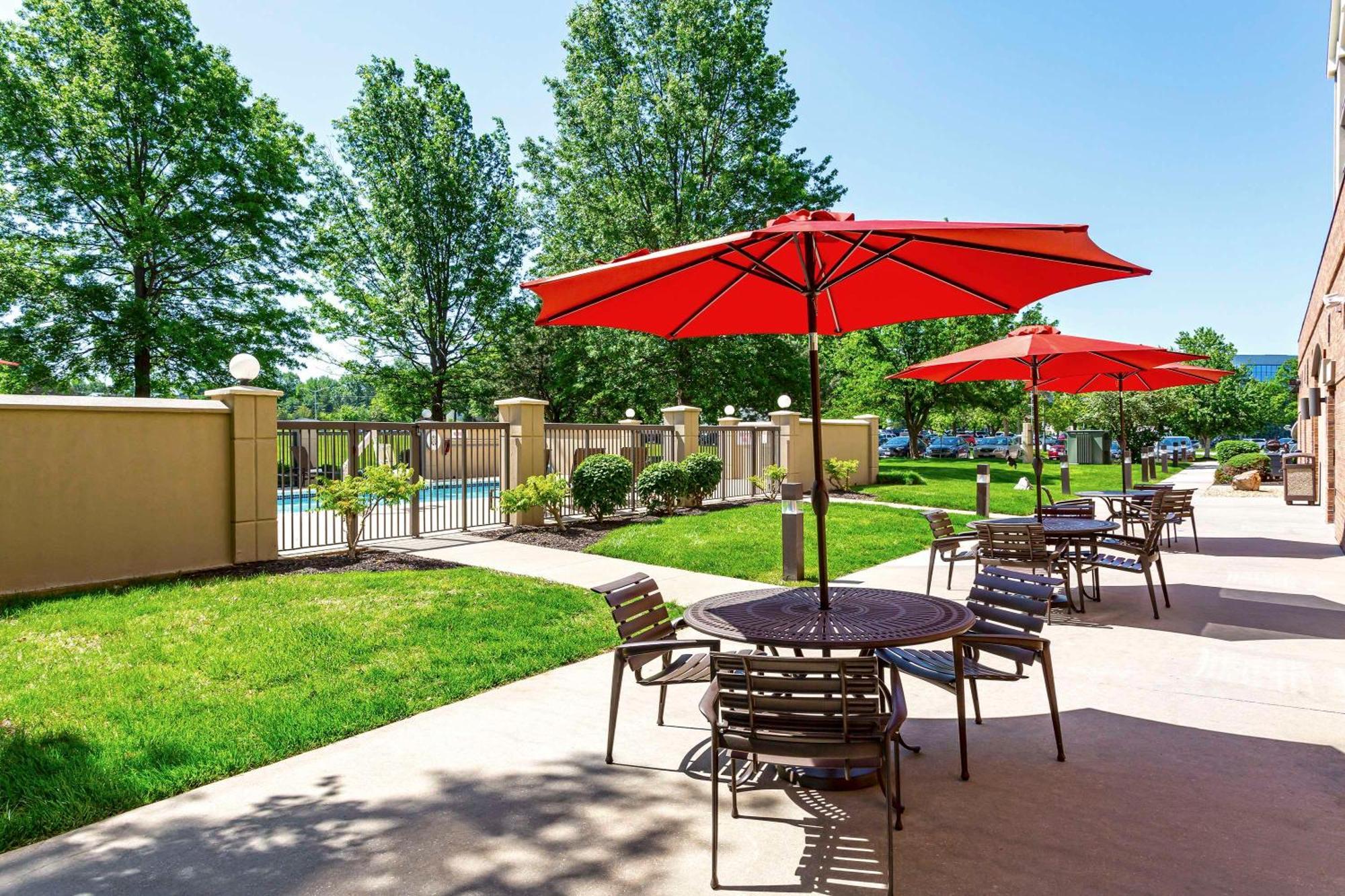 Hyatt Place Kansas City/Overland Park/Convention Center Bagian luar foto