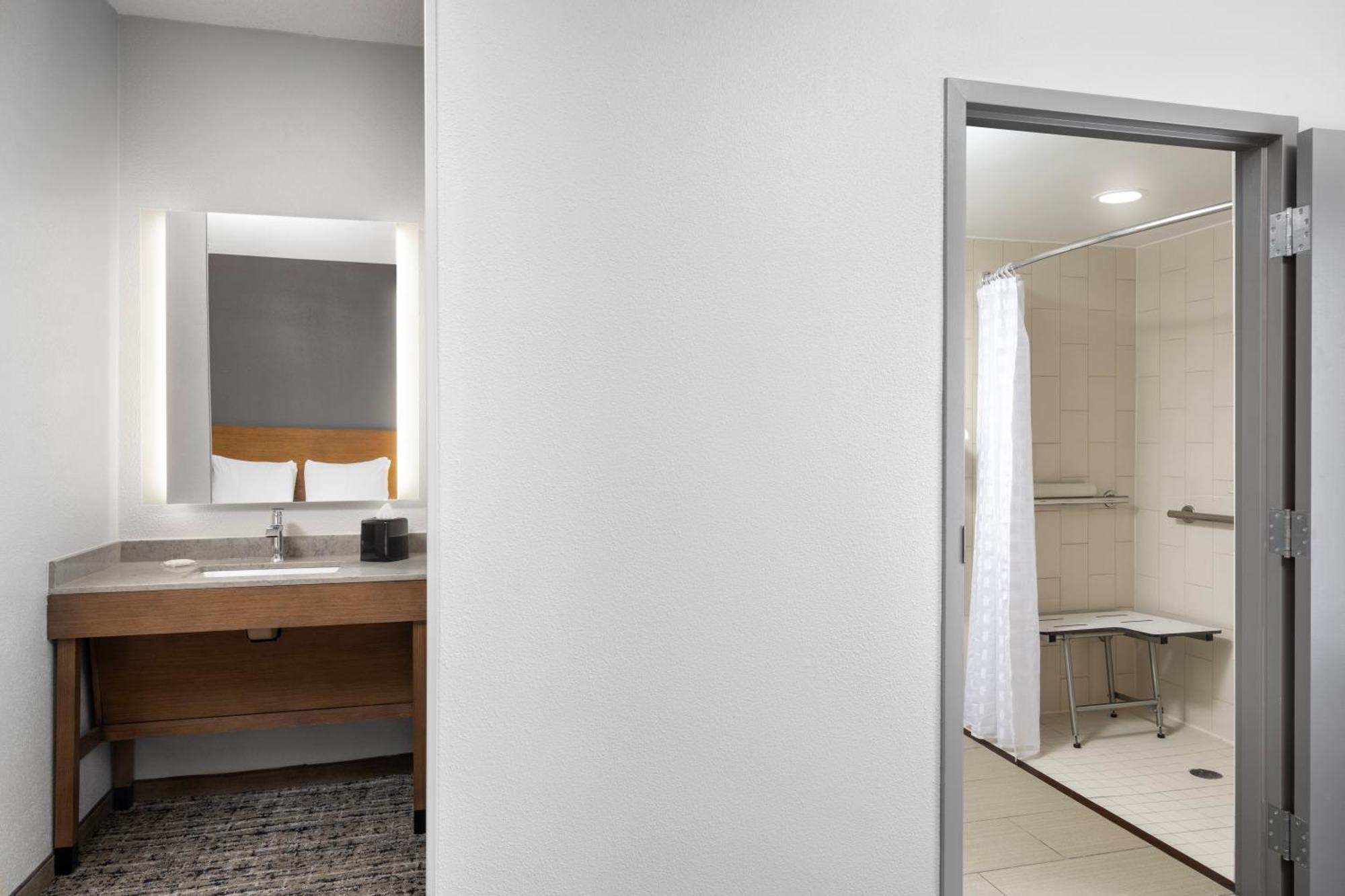 Hyatt Place Kansas City/Overland Park/Convention Center Bagian luar foto